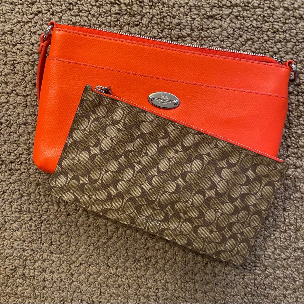 Coach clutch - Picture 4 of 8